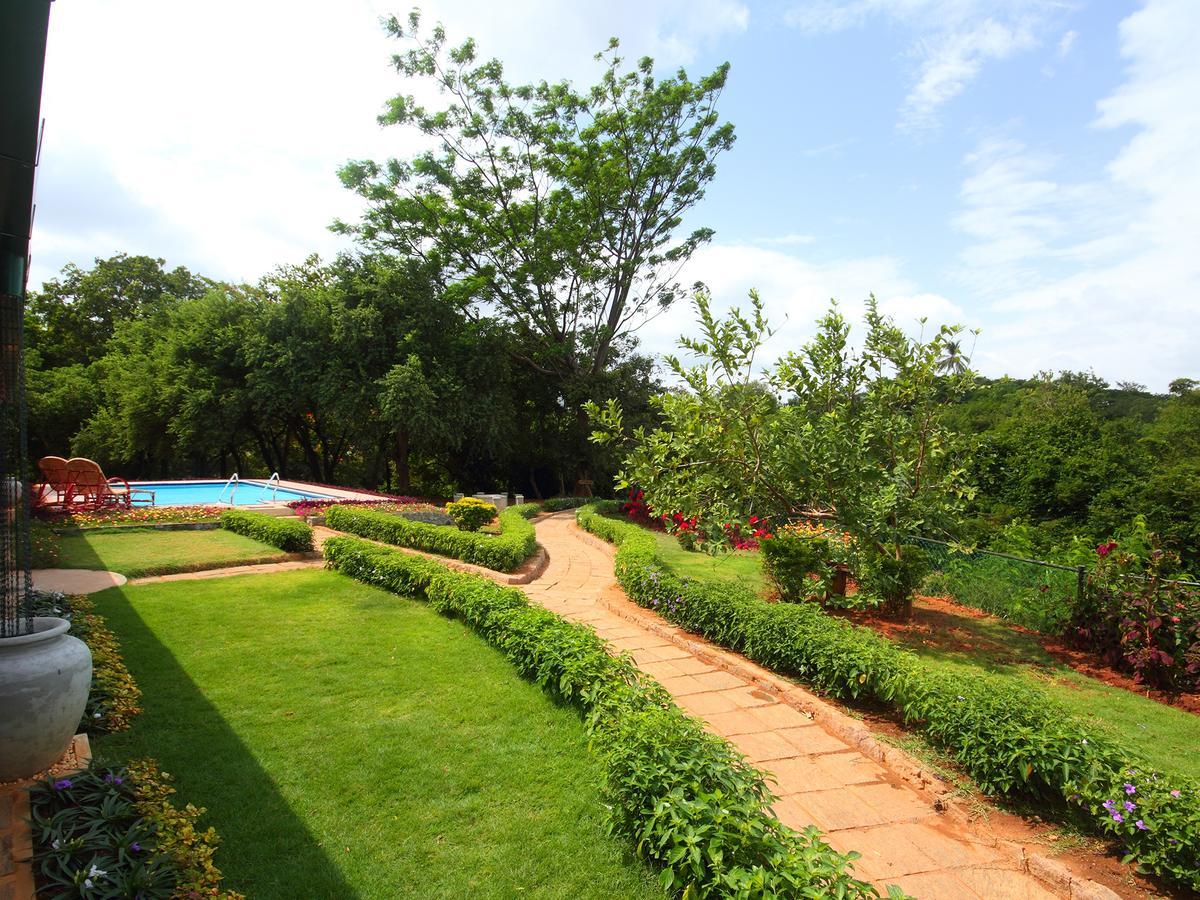 Grand & Gangula Hotel Dambulla Kültér fotó