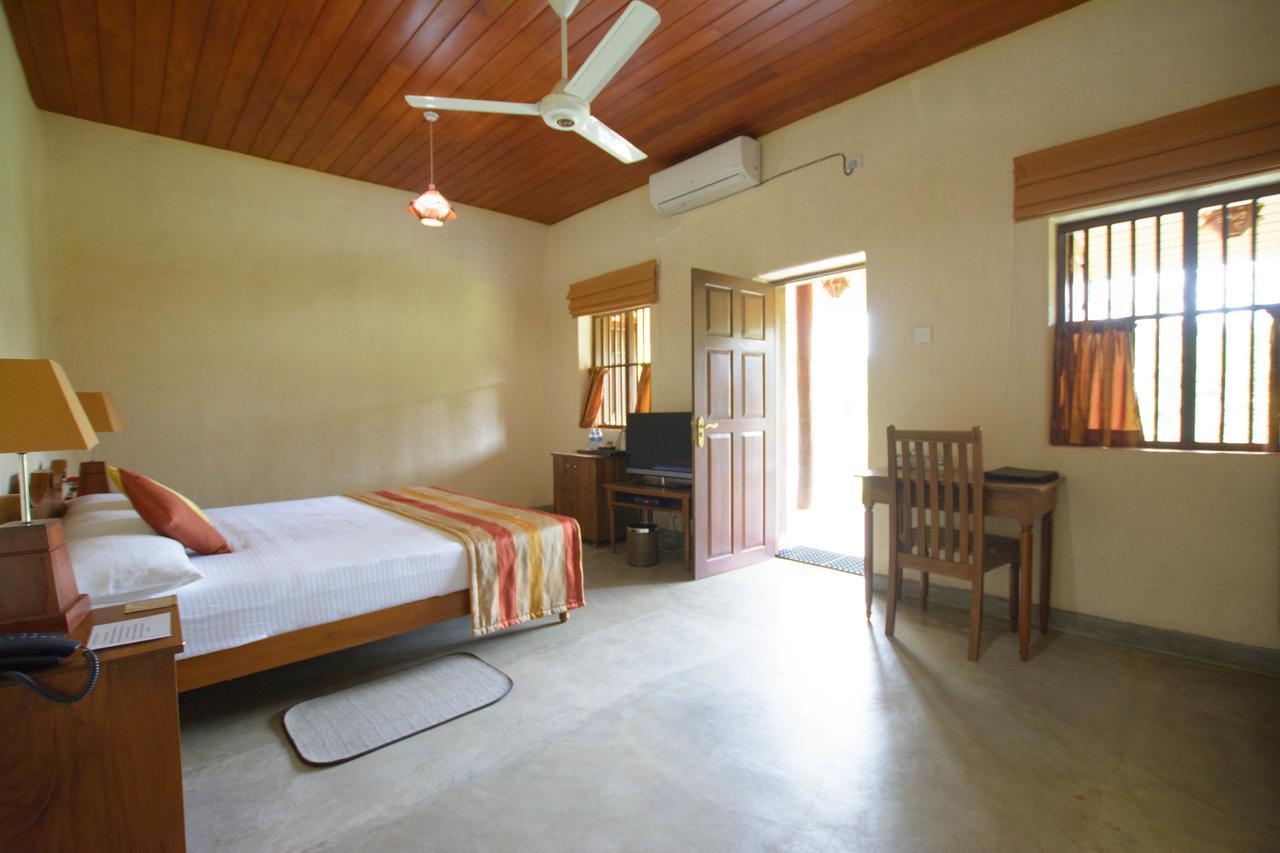 Grand & Gangula Hotel Dambulla Kültér fotó