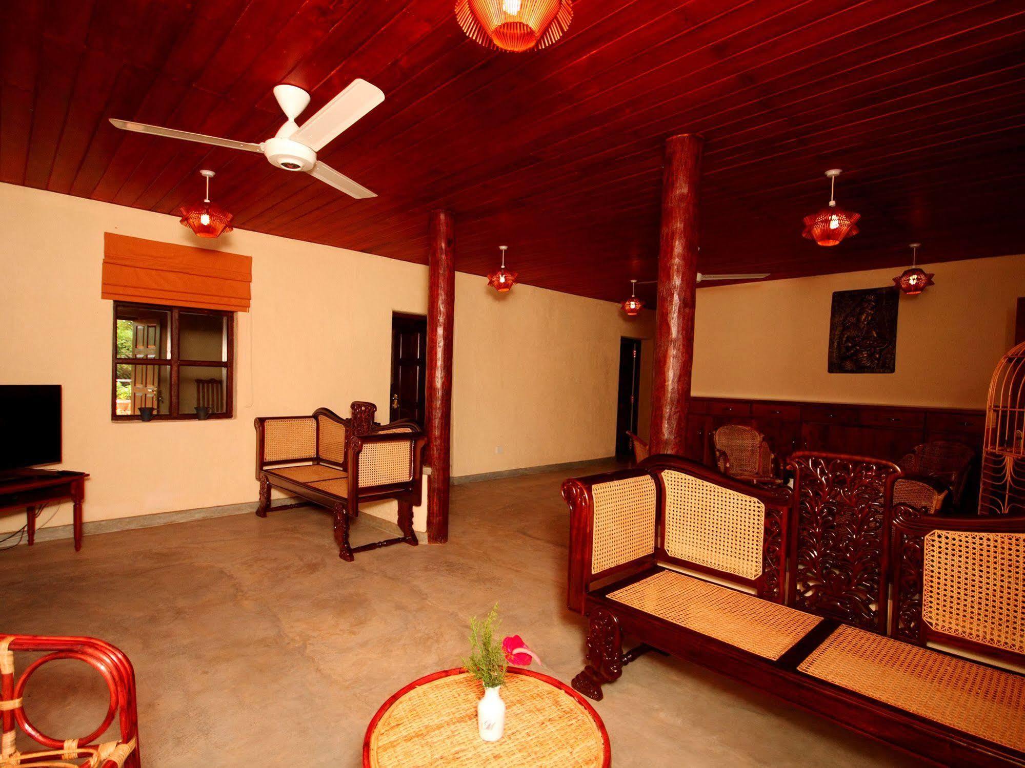 Grand & Gangula Hotel Dambulla Kültér fotó