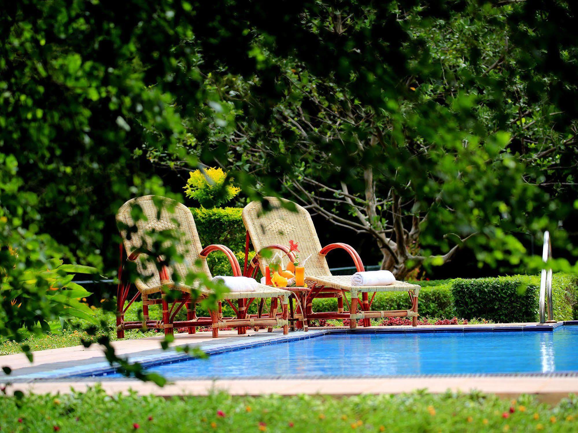 Grand & Gangula Hotel Dambulla Kültér fotó